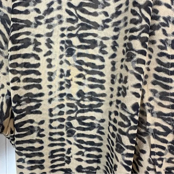 Lauren Ralph Lauren Silk Animal Print Blouse L - Picture 4 of 11